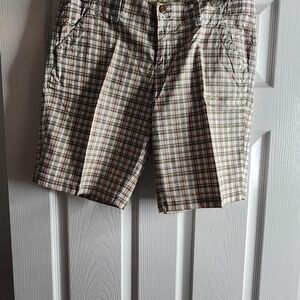 Old Navy Women's Plaid Cargo Shorts - Brown and Cream